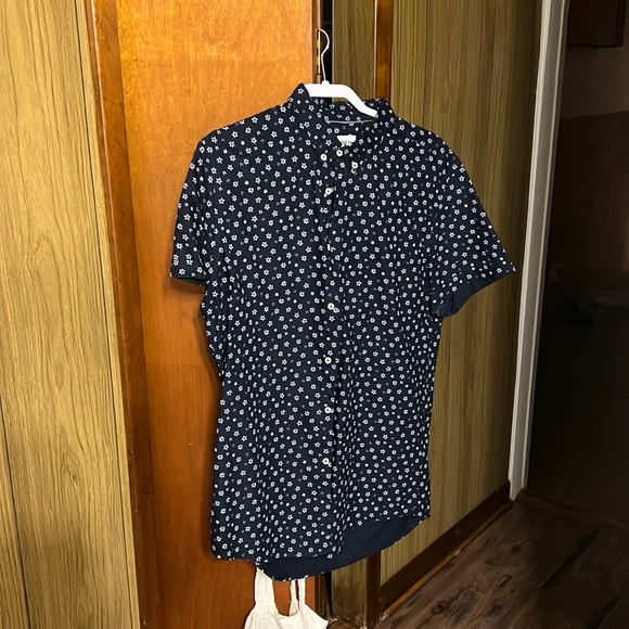 Zara Other - Blue button down with Stars print